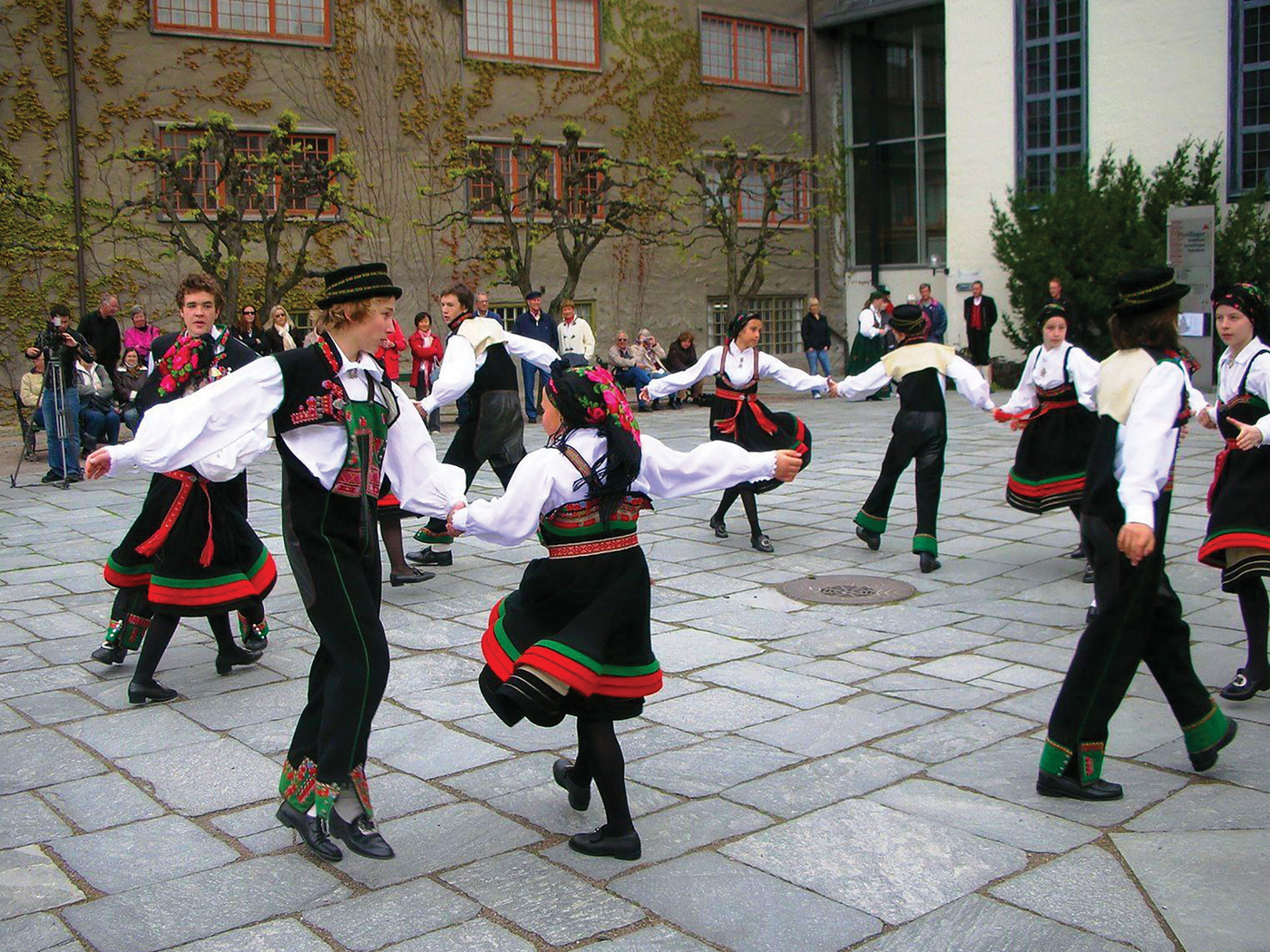 Норвежский народный танец Халлинг
